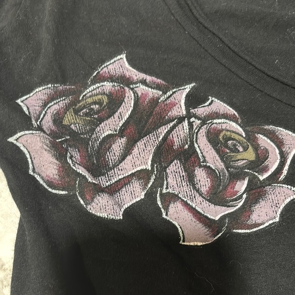 RARE Sinful by Affliction Rhinestone Black Graphic V-Neck Top with Rose - Picture 9 of 12